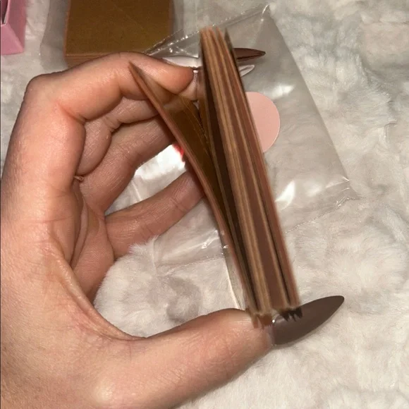 FROWNIES - mixed package of non invasive wrinkle smoothers - Picture 5 of 6